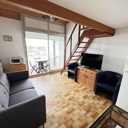 아파트 Avec Mezzanine, Ascenseur, Commerces A Proximite, Lave-linge, Animaux Admis - Fr-1-702-29 *